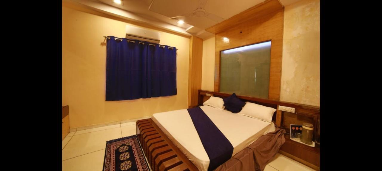 Hotel Sai Mount Abu Kamer foto